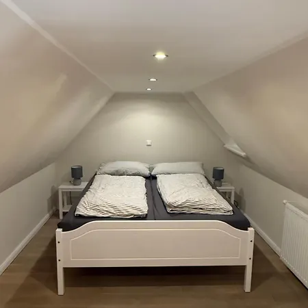 „de Peerstall“ Mit Fahrraedern,